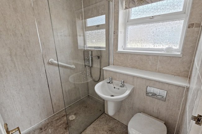 2 Welbeck Grove, Bingham, Nottingham, NG13 8RF 1