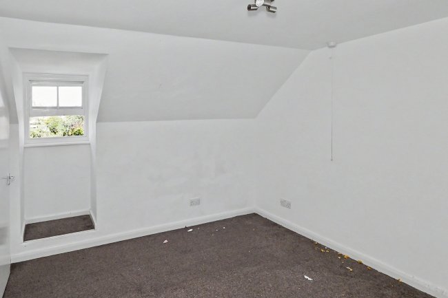 58 Park Road, Ramsgate CT11 9TJ 5