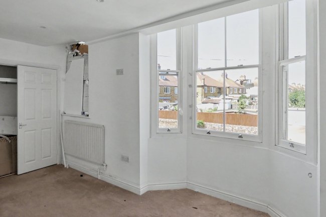 58 Park Road, Ramsgate CT11 9TJ 5