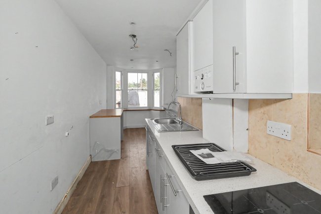 58 Park Road, Ramsgate CT11 9TJ 5