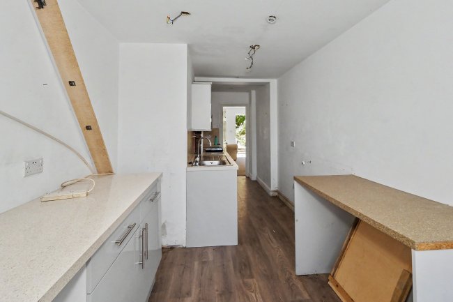 58 Park Road, Ramsgate CT11 9TJ 5
