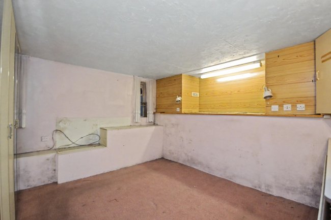 28 Portland Road, Bournemouth, BH9 1NQ 6