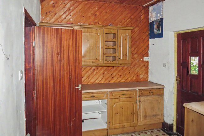 31 Division Street, Rochdale, OL12 9SJ 4