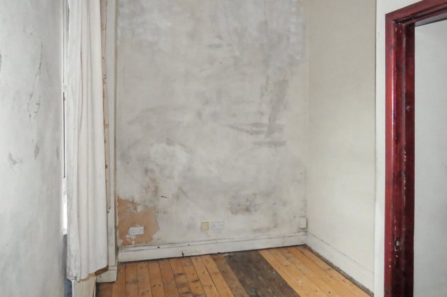 31 Division Street, Rochdale, OL12 9SJ 4