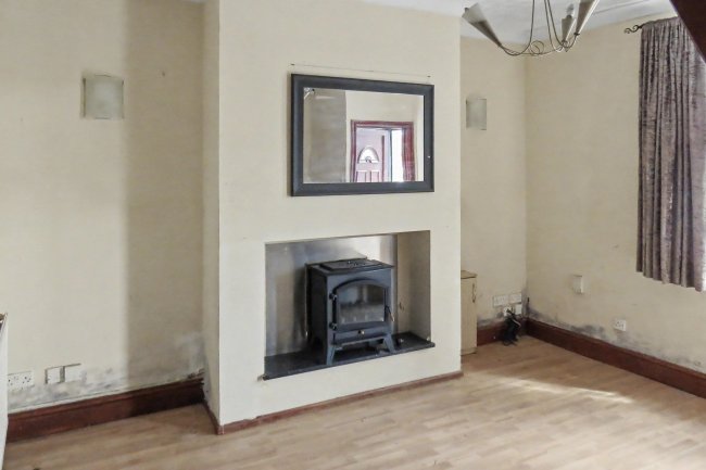 31 Division Street, Rochdale, OL12 9SJ 4