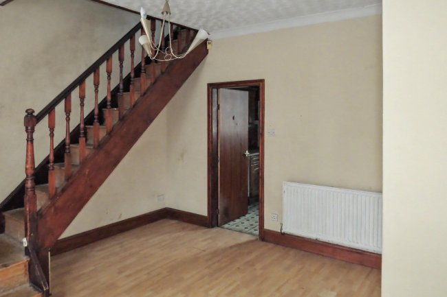31 Division Street, Rochdale, OL12 9SJ 4