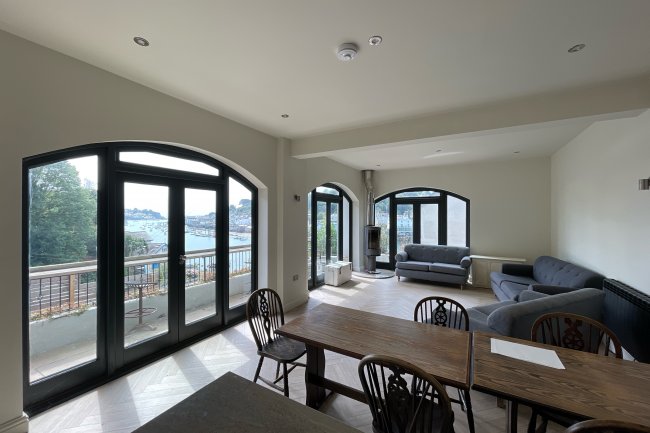 Ferry House, Bodinnick, Fowey, Cornwall, PL23 1LX 5