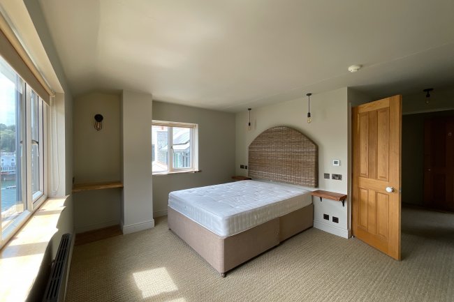 Ferry House, Bodinnick, Fowey, Cornwall, PL23 1LX 5