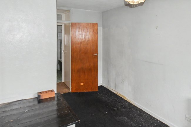 108 Northfield Road, Coventry, West Midlands, CV1 2BP 4