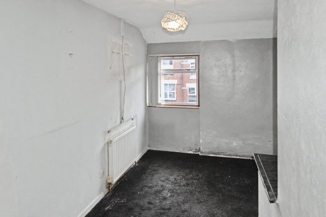 108 Northfield Road, Coventry, West Midlands, CV1 2BP 4