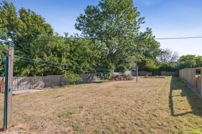 Land at No 34 Broad Town Road, Broad Town, Swindon, SN4 7RB 4