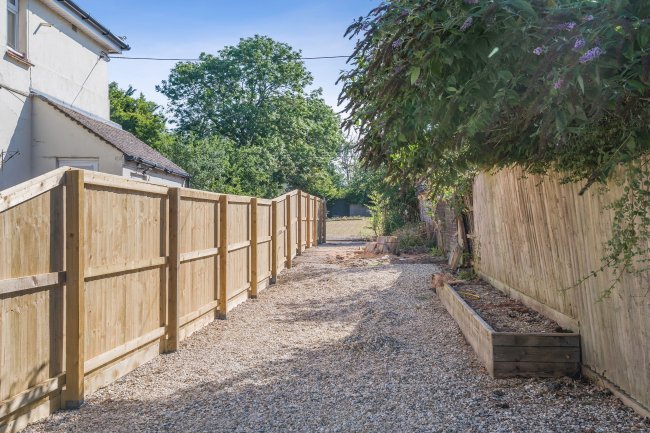 Land at No 34 Broad Town Road, Broad Town, Swindon, SN4 7RB 4