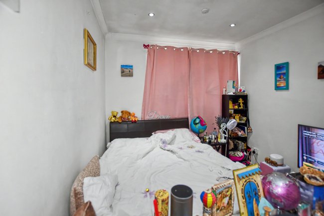 10 Yalding Grove, Orpington, Kent, BR5 3SE 6