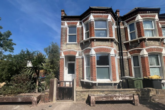 36b Kildoran Road, Brixton London, SW2 5JX 6
