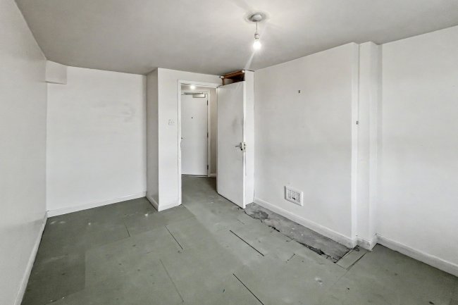 36b Kildoran Road, Brixton London, SW2 5JX 6