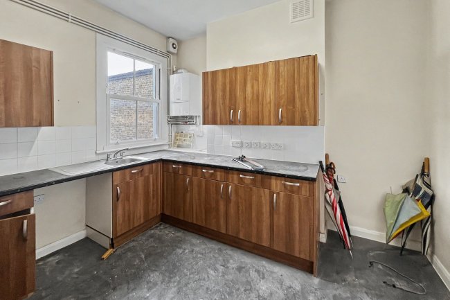 36b Kildoran Road, Brixton London, SW2 5JX 6