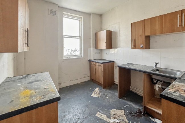 95b Woodside, Wimbledon, London, SW19 7BA 6