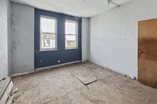 95b Woodside, Wimbledon, London, SW19 7BA 6
