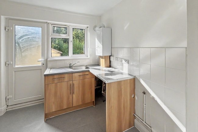 14a Abbey Road, Selsdon, South Croydon, CR2 8NG 7
