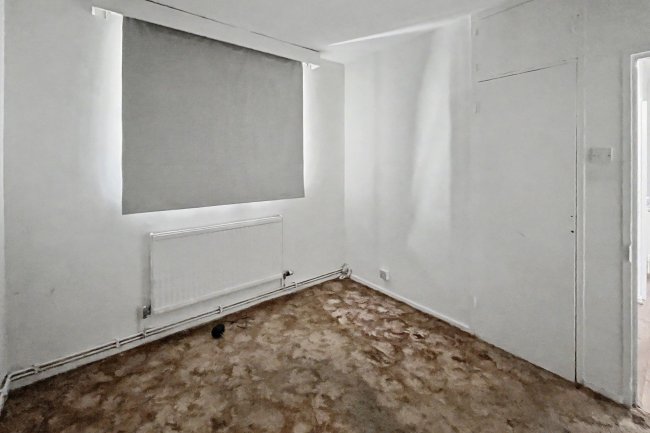 5 Hartswood House, Streatham Hill, London, SW2 4AS 2