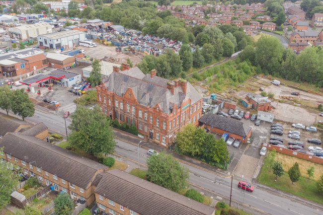 Maas House, Shaw Road, Oldham, OL1 4AW 4