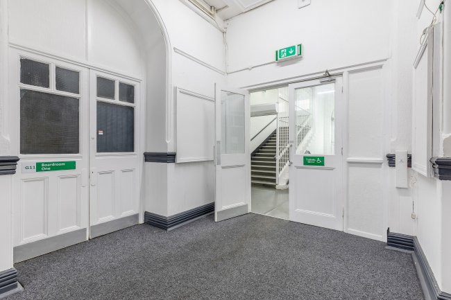 Maas House, Shaw Road, Oldham, OL1 4AW 4