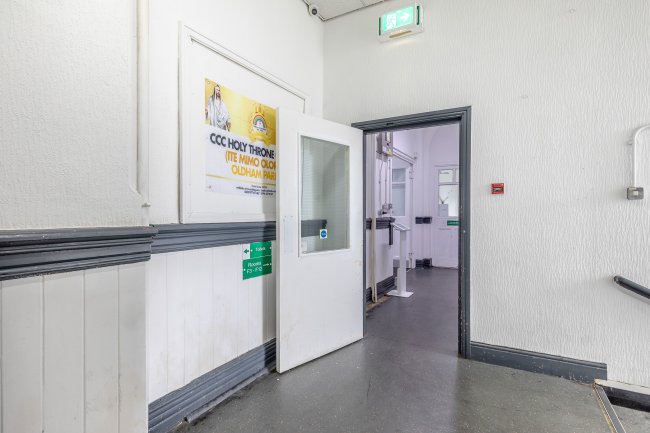 Maas House, Shaw Road, Oldham, OL1 4AW 4