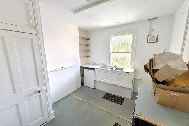 106 Walcot Street, Bath BA1 5BG 2