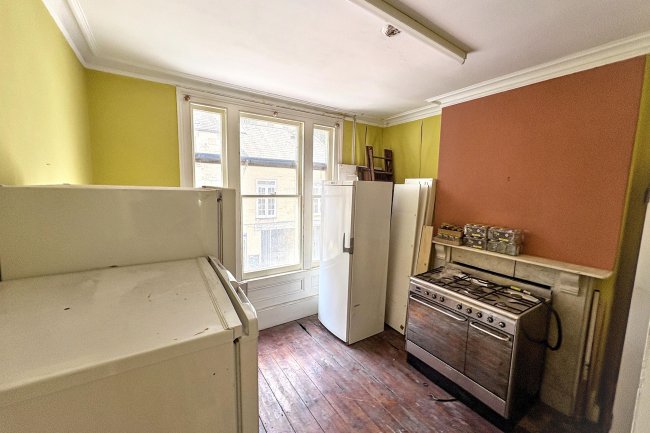 106 Walcot Street, Bath BA1 5BG 2