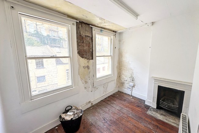 106 Walcot Street, Bath BA1 5BG 2