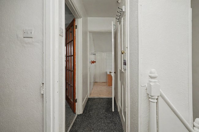 Flat 3, 11 Claremont Road, Folkestone,  CT20 1DQ 1
