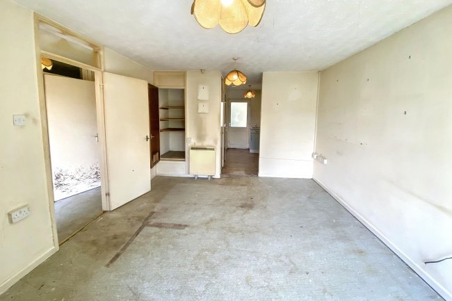 14 Silver Street, Kington Langley, Chippenham, Wiltshire, SN15 5NU 7