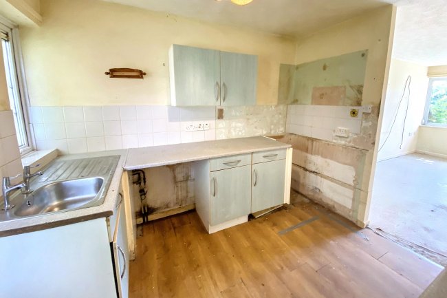 14 Silver Street, Kington Langley, Chippenham, Wiltshire, SN15 5NU 7
