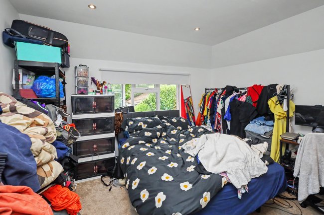 162 Rickmansworth Road, Watford, Hertfordshire, WD18 7JG 5