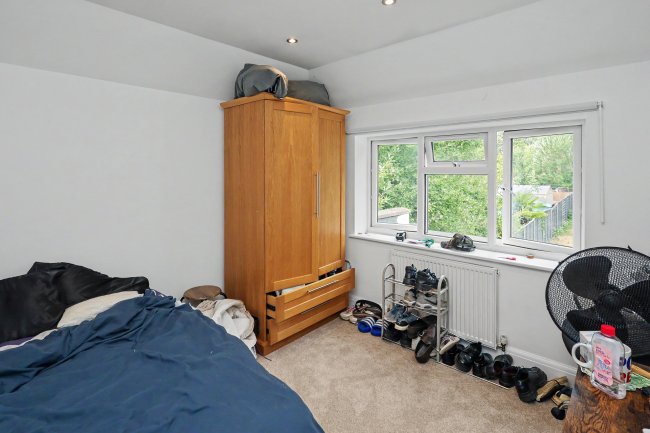 162 Rickmansworth Road, Watford, Hertfordshire, WD18 7JG 5