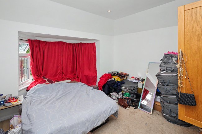 162 Rickmansworth Road, Watford, Hertfordshire, WD18 7JG 5