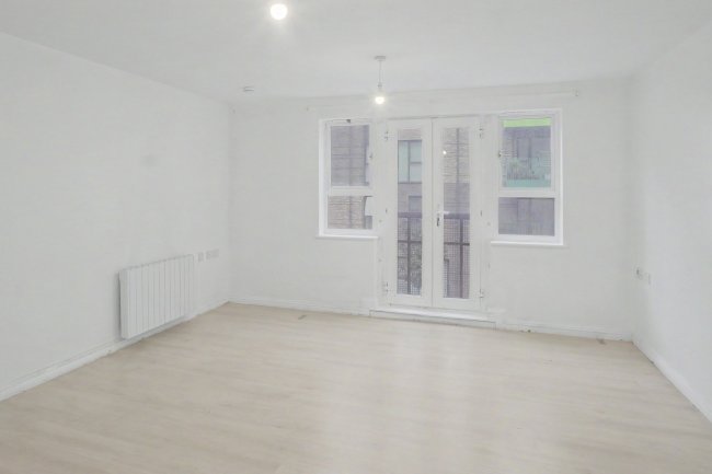 78 Geneva Court, 2 Rookery Way, London NW9 6GB 11