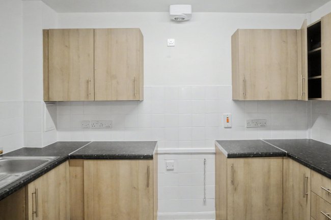 78 Geneva Court, 2 Rookery Way, London NW9 6GB 11