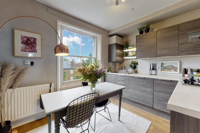 Flat 6, 192 Ladbroke Grove, Notting Hill, London W10 5LZ 8