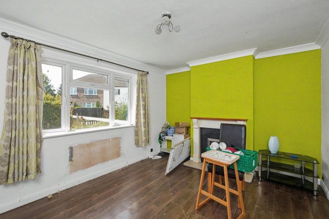 217 Windsor Street MK12 5DS & 84 Gloucester Road, Wolverton, Milton Keynes, MK12 5DX 10