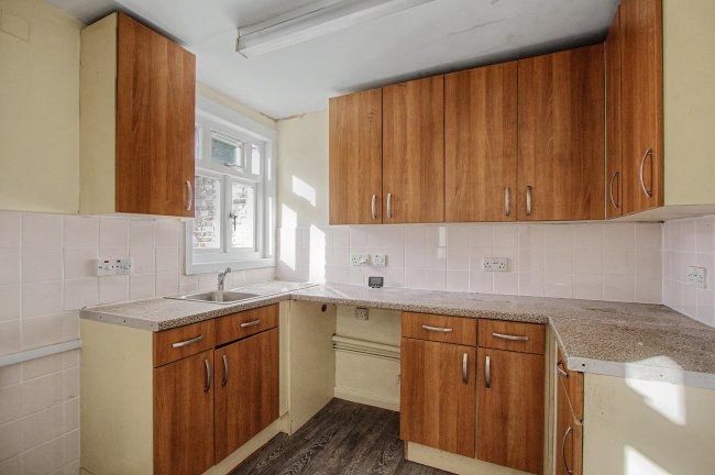 Flat A, 9 Stamford Road, Hackney, London, N1 4JP 10