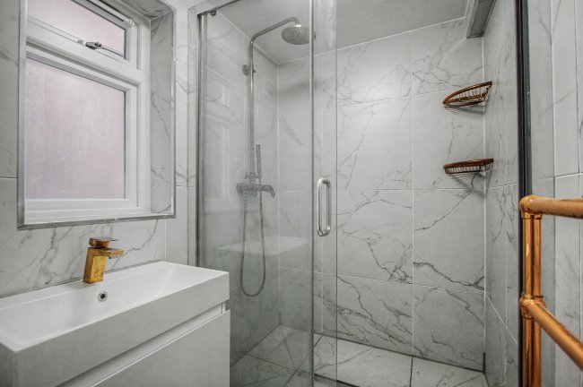 Flat A, 9 Stamford Road, Hackney, London, N1 4JP 10