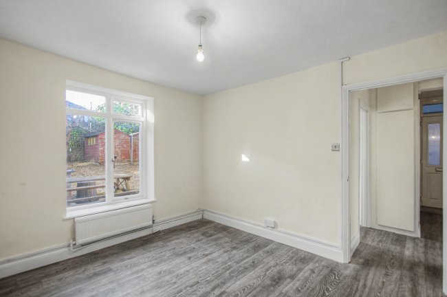 Flat A, 9 Stamford Road, Hackney, London, N1 4JP 10