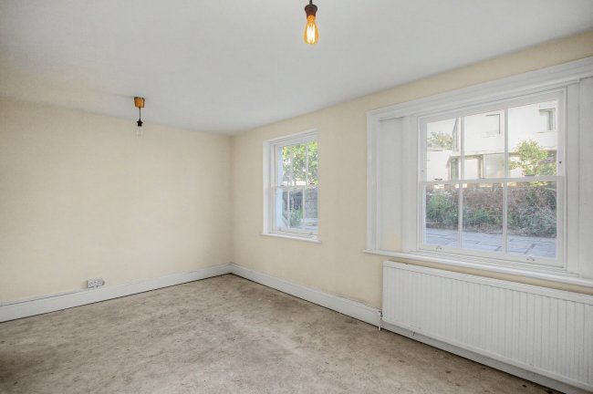 Flat A, 9 Stamford Road, Hackney, London, N1 4JP 10