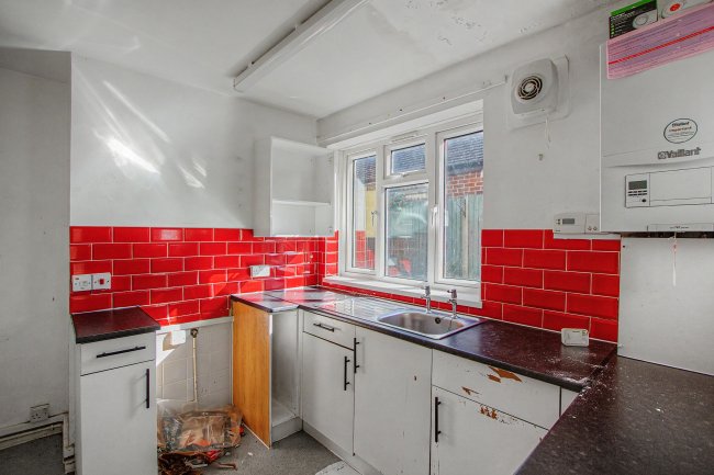 1 Newcombe Path, Shenley, Radlett WD7 9EL 18