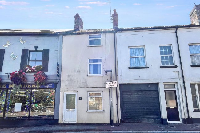 10 South Street, Crewkerne, South Somerset, TA18 8DA 3