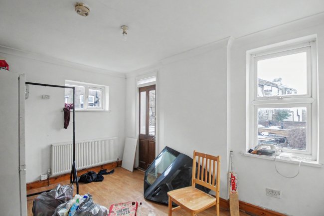 First Floor Flat, 1 Frith Road, Leyton, London E11 4EX 10