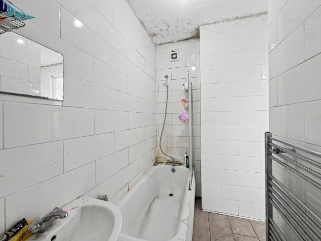 First Floor Flat, 1 Frith Road, Leyton, London E11 4EX 10