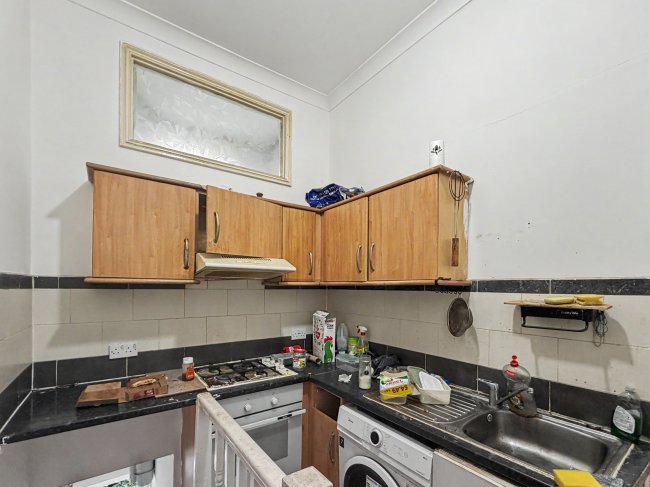 First Floor Flat, 1 Frith Road, Leyton, London E11 4EX 10