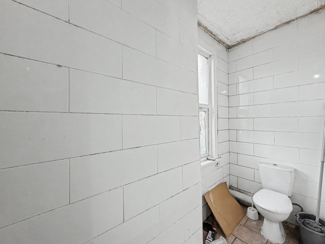 First Floor Flat, 1 Frith Road, Leyton, London E11 4EX 10